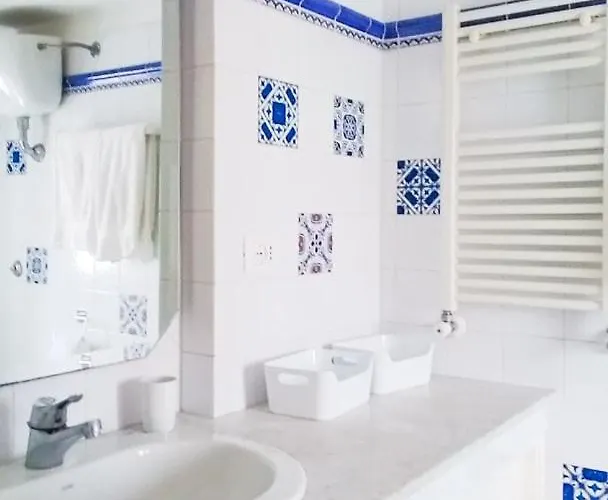 Дом отдыха Casa Pascal With Panoramic Terrace In *